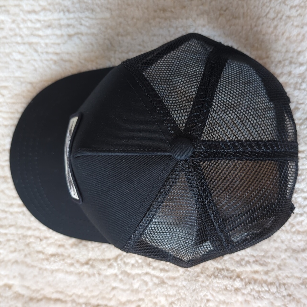 Goorin Bros Bestie Dog Animal Farm Snapback Trucker Hat - Picture 5 of 6